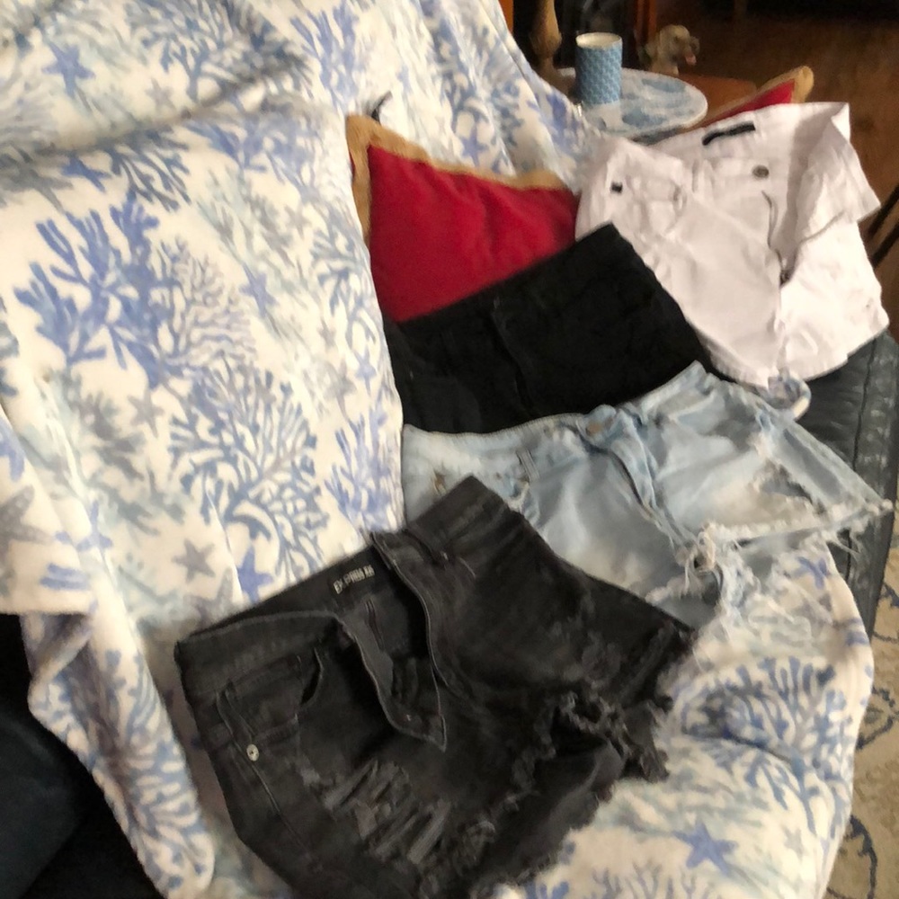 4 pairs of shorts